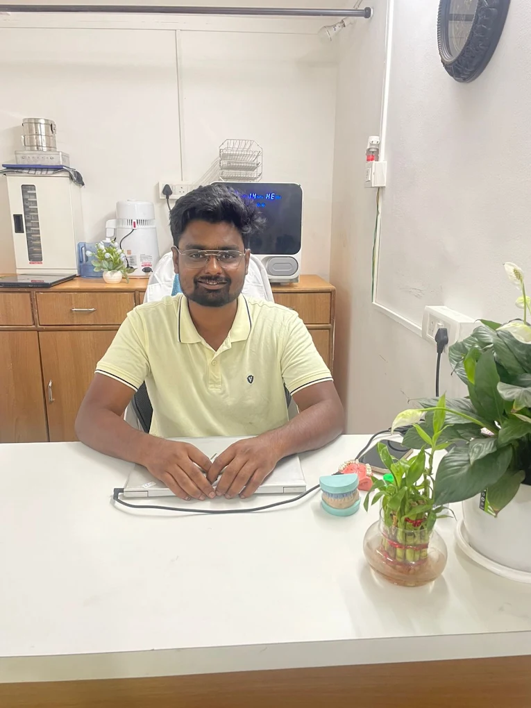 Dr. Mahesh Pund, Oral & Maxillofacial Surgeon